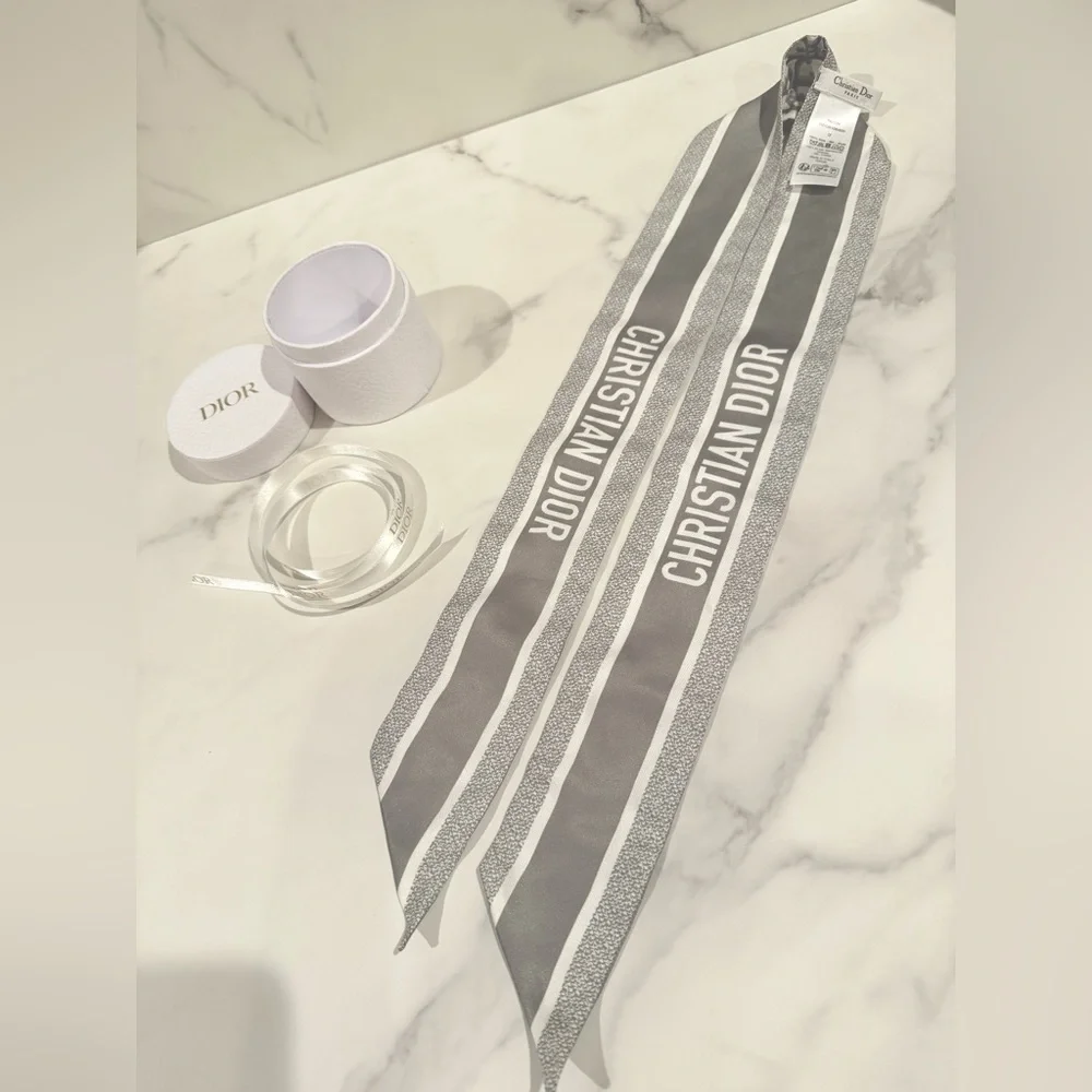 Christian Dior Twilly - Picture 8 of 11